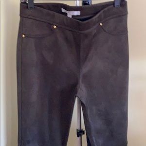 Olive Suede Capri pull-ups